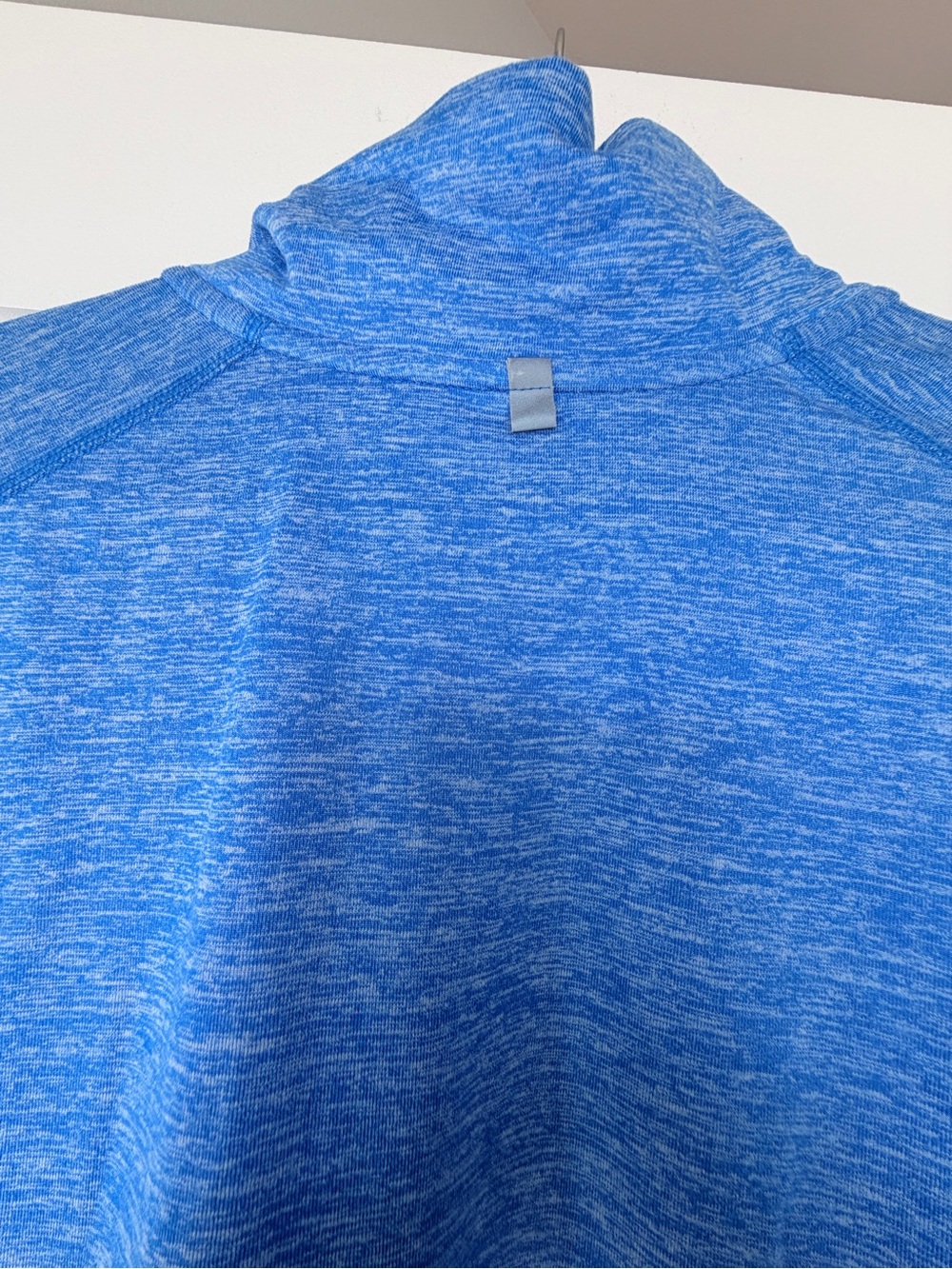 Nike Running Men's Light Blue Heather Half-Zip Performance Top - Picture 8 of 8